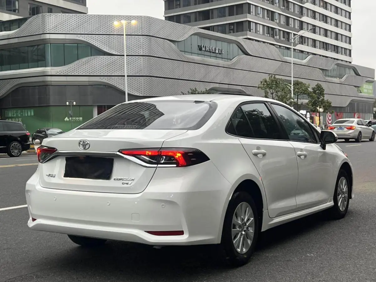 2023 Toyota Corolla 1.2T Pioneer Edition view 4
