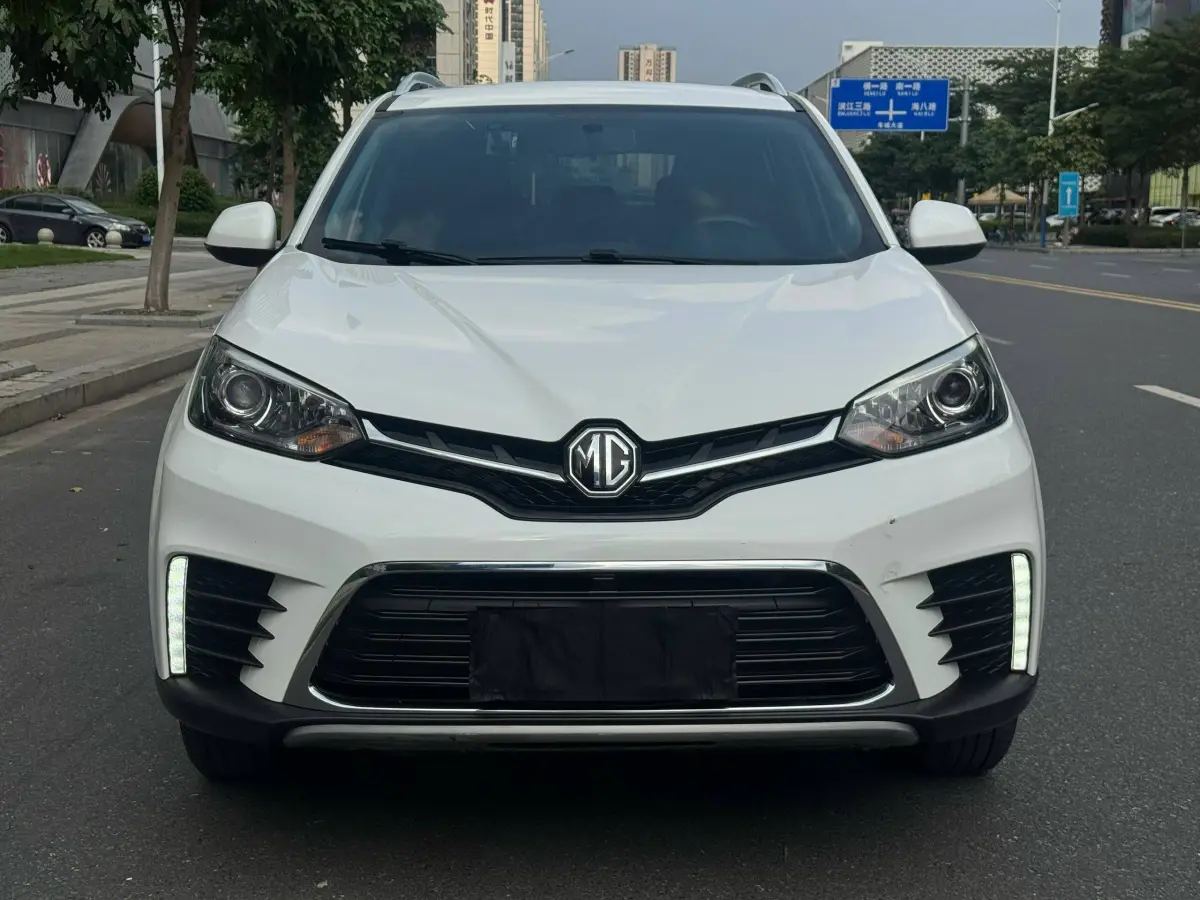 MG GS 1.5T Automatic Luxury Edition view 2
