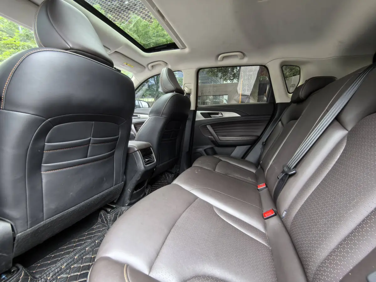 Changan CS35 PLUS 1.4T Automatic Changlian Edition view 9